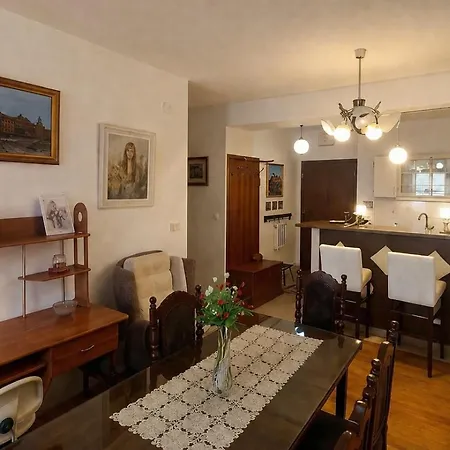 Modern And Stylish Apartament *